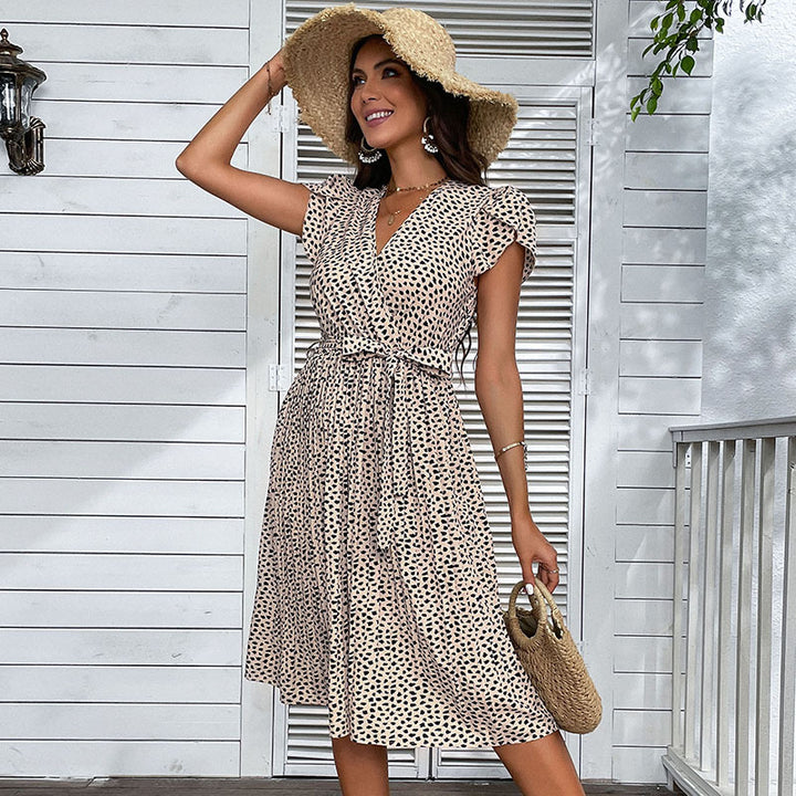 Damen Wickelkleid mit eleganter Figurschmeichelnder Silhouette und verspieltem Punktmuster Drune