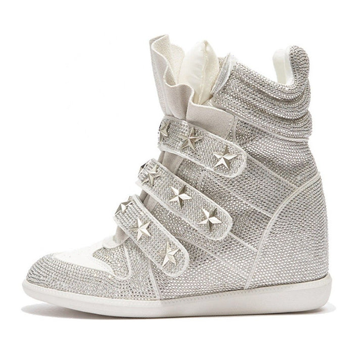 Damen Keil-Sneaker mit verstecktem Absatz, Strassbesatz und Sternnieten Drune