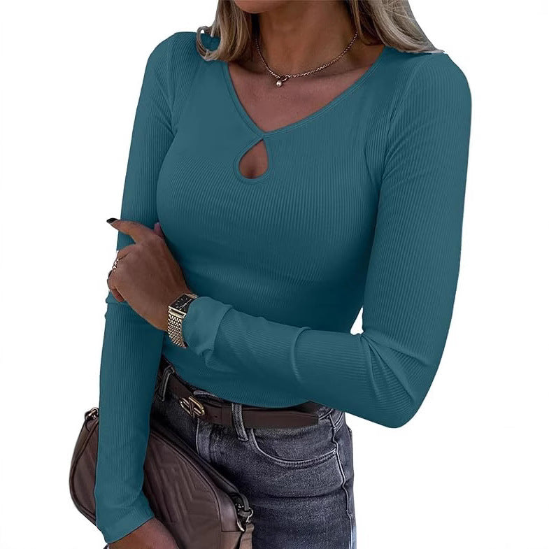 Damen Tailliertes geripptes Langarmshirt mit V-Ausschnitt und Tropfen-Cut-Out Drune