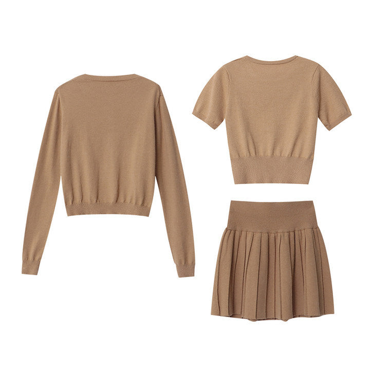 Damen Strickkleid mit passendem Cardigan und eleganten Details Drune
