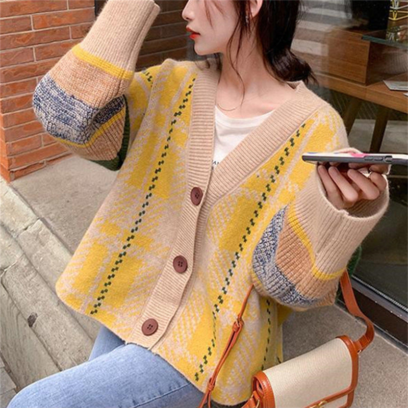 Damen Grobstrick-Cardigan mit buntem Karomuster und großen Holzknöpfen Drune