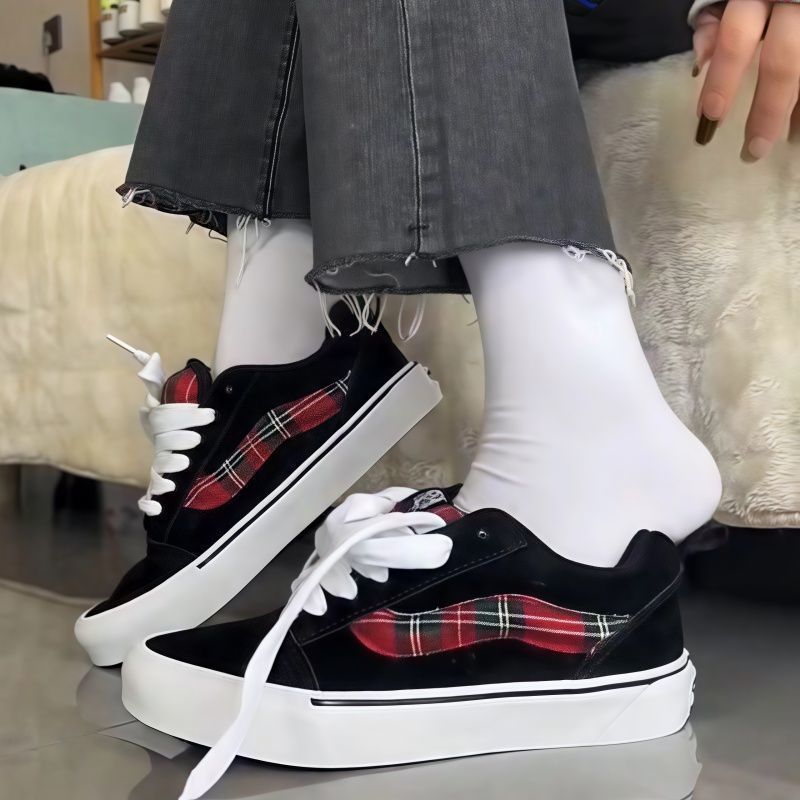 Damen Modische Sneakers mit kariertem Design und bequemem Fußbett Drune