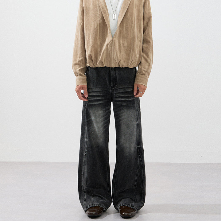 Herren Extraweite Skulpturale Denim‑Palazzohose mit Kniefalten und Teilungsnähten Drune