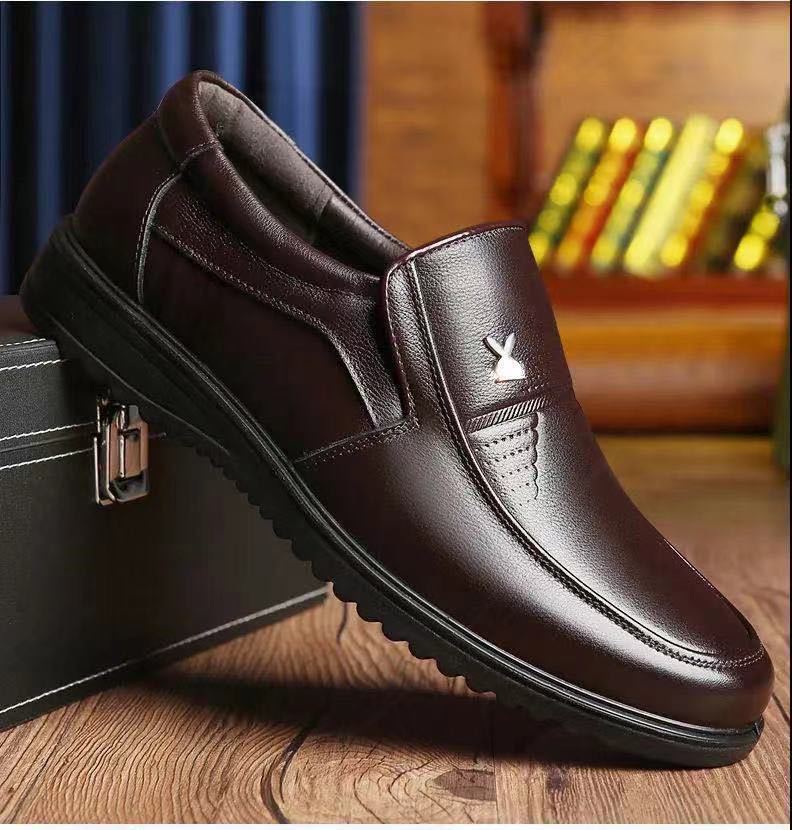 Herren Eleganter Lederoptik-Slipper mit rutschfester Profilsohle Drune