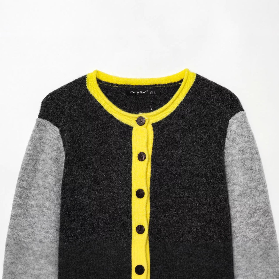 Damen nan kurze zweifarbige Wollcardigan mit kontrastierter Knopfleiste geripptem Saum und Hornknöpfen Drune