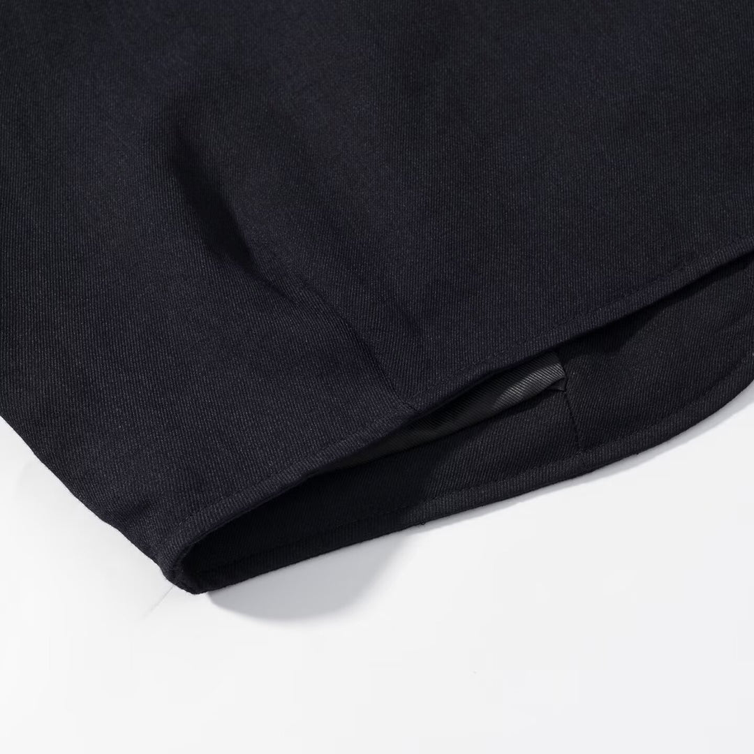 Damen Kurzblazer ohne Kragen mit Rundhalsausschnitt, Zierknopf‑Verschluss und paspelierten Taschen Drune