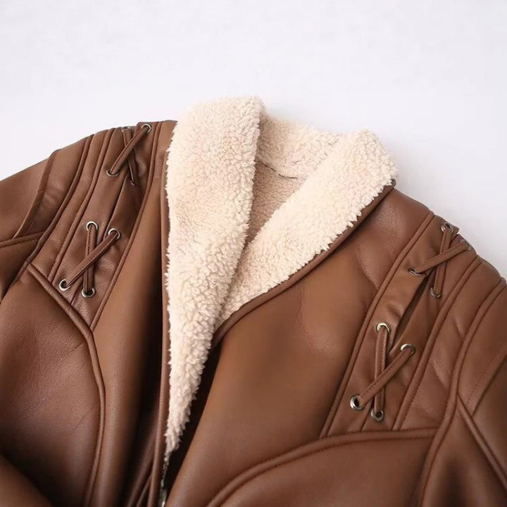Damen Kunstlederjacke mit warmem Teddyfutter und eleganten Schnürdetails Drune