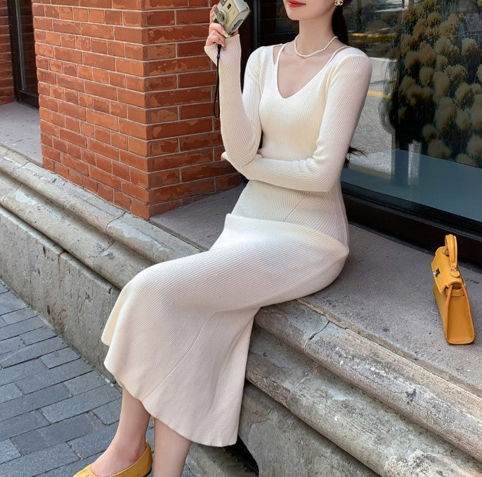 Damen elegantes Strickkleid mit V-Ausschnitt und schwingendem Rock Drune