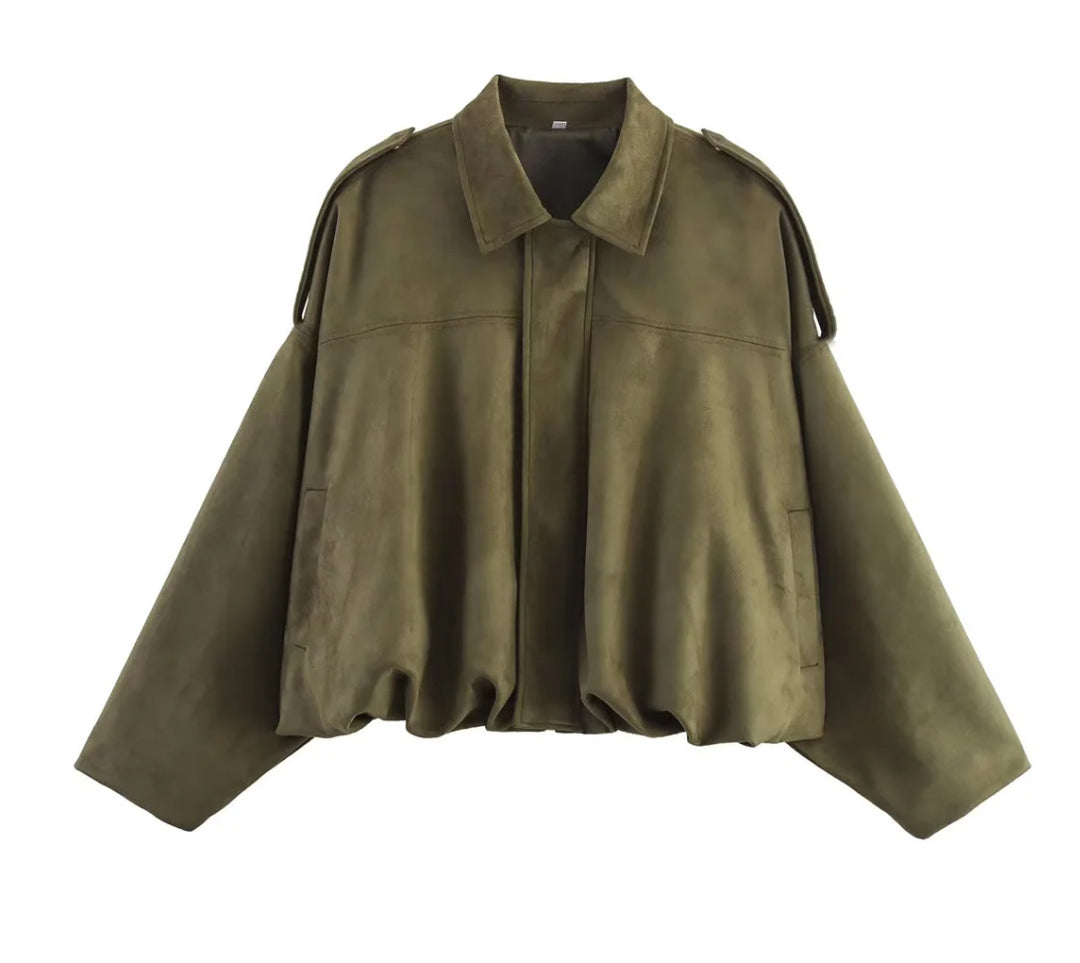 Damen 1000+ weit geschnittene Cropped‑Blousonjacke im Cape‑Look mit Schulterriegeln und gerafftem Saum Drune
