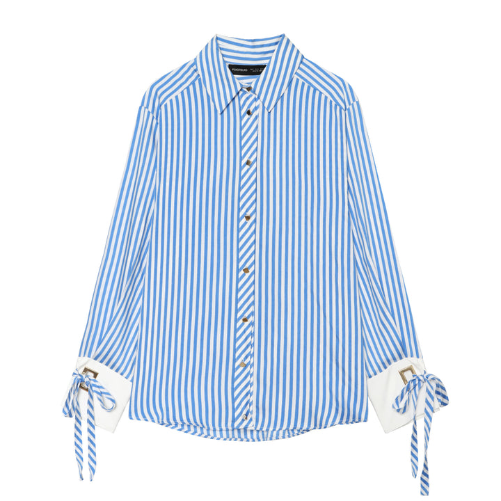 Damen nan oversized Hemdbluse mit Kentkragen, durchgehender Knopfleiste, markanten Manschetten mit Schnürdetail und feinem Streifenmuster Drune