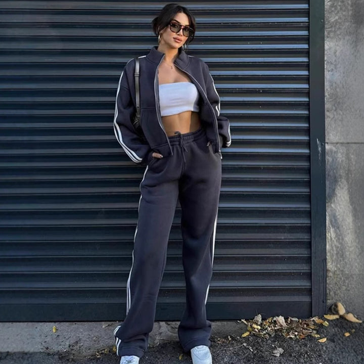 Damen Sportlicher Loungewear-Anzug mit hohem Kragen und seitlichen Streifen Drune