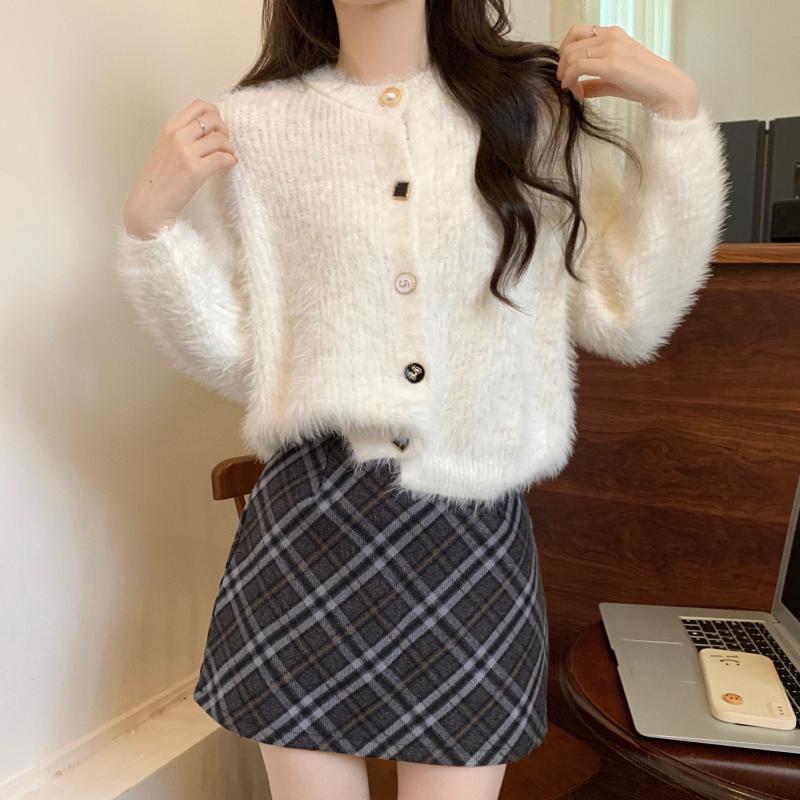 Damen Flauschige Strickjacke mit stilvollen Knopfdetails und langen Ärmeln Drune
