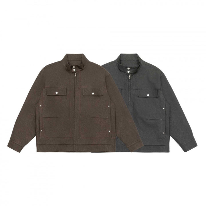 Unisex Boxy-Hemdjacke im Worker‑Stil mit Stehkragen, Frontreißverschluss und Pattentaschen Drune