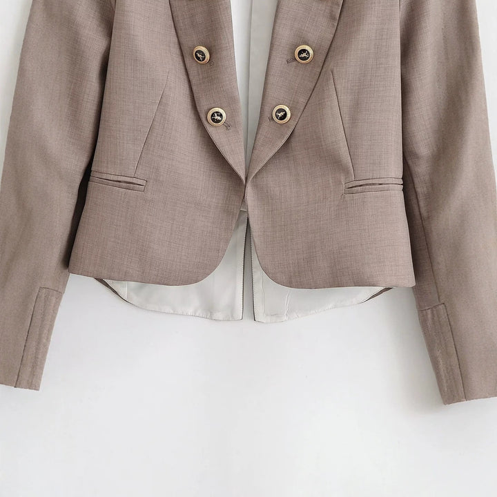 Damen Kurzblazer mit taillierter Silhouette und dekorativer Doppelreihe Zierknöpfe Drune