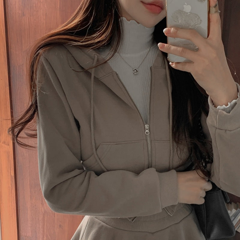 Damen sportliches Crop-Set mit Kleid und Kapuzenjacke Drune