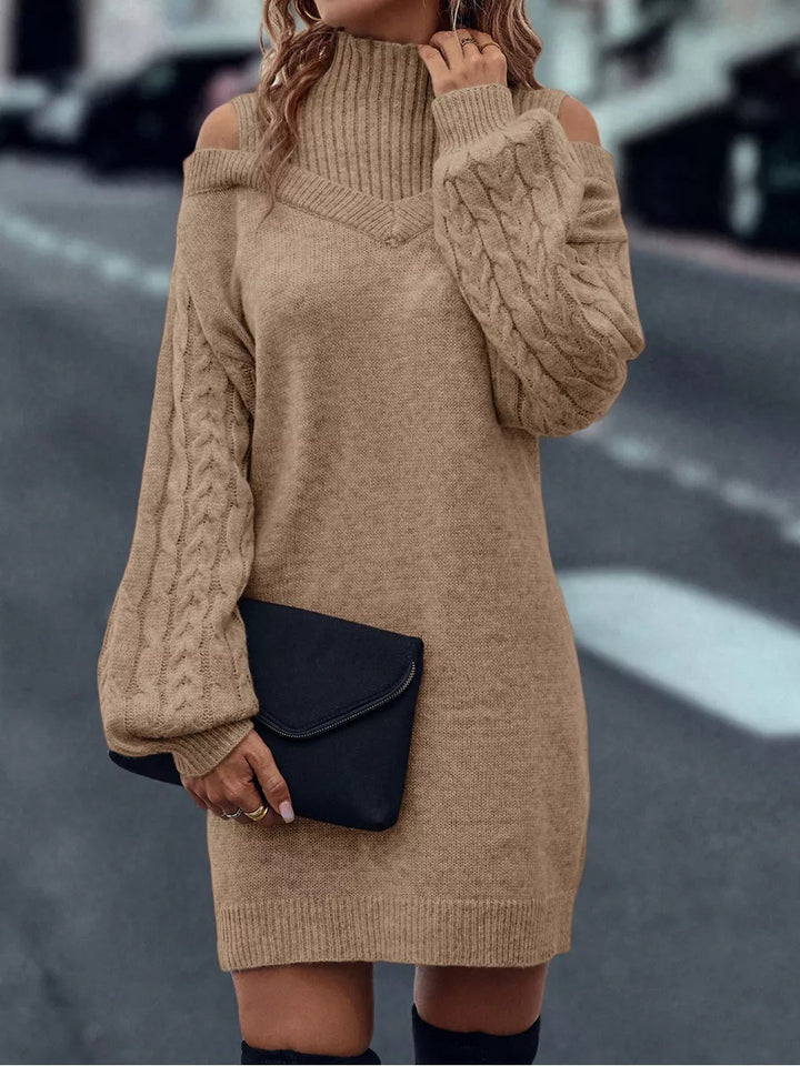 Damen Strickkleid mit hochgeschlossenem Kragen und offener Schulterpartie Drune