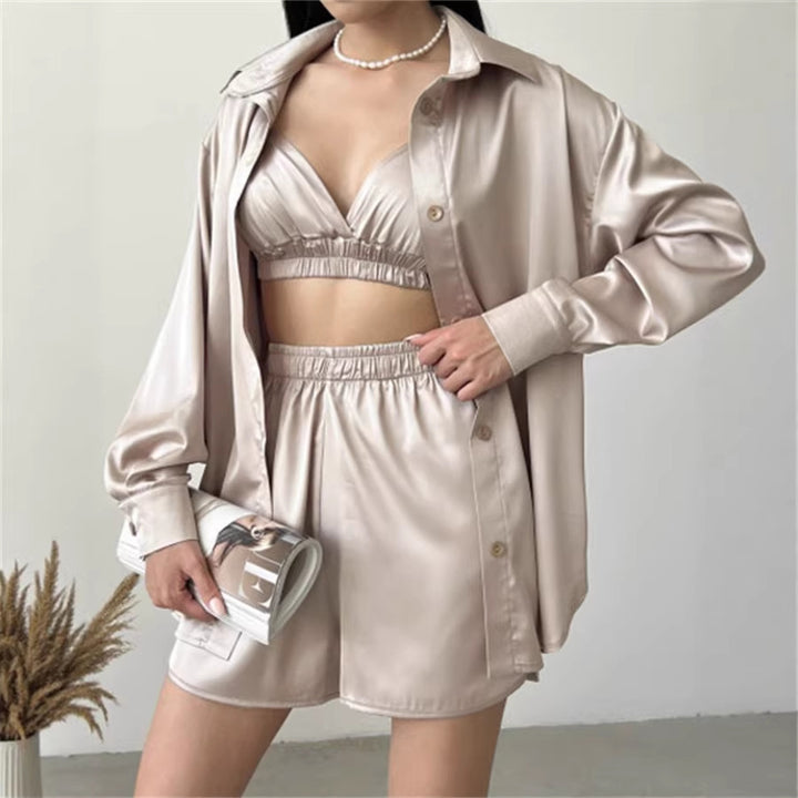 Damen modisches Set aus glattem Blusenoberteil und kurzer Hose Drune