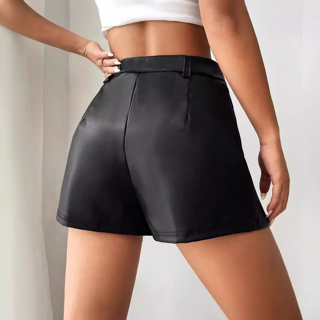 Damen Hochtaillierte Kunstleder-Shorts mit schickem Schnitt und dekorativen Falten Drune