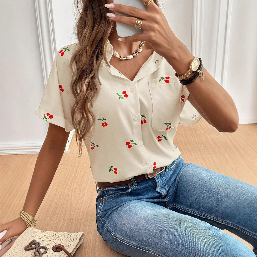 Damen Bluse mit frischem Kirschmuster und lässigem Schnitt Drune