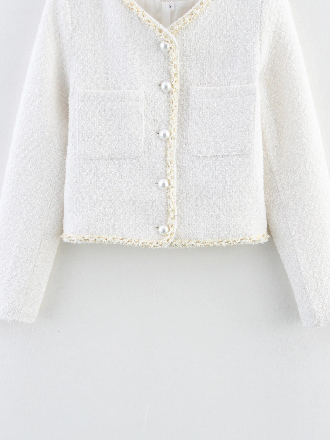 Damen elegante Kurzarmpulloverjacke mit perlverzierten Knöpfen und aufgesetzten Taschen Drune