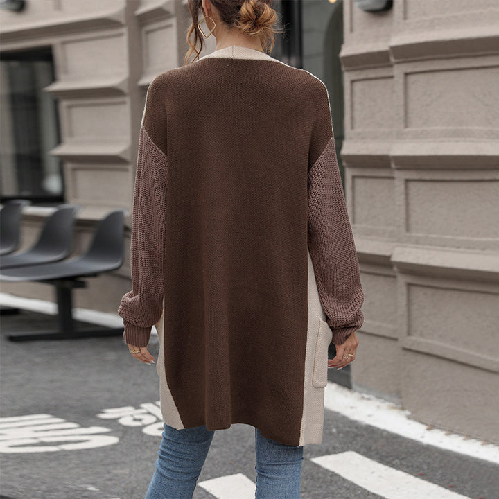 Damen Lange Strickjacke mit Kontrastärmeln und aufgesetzten Taschen Drune
