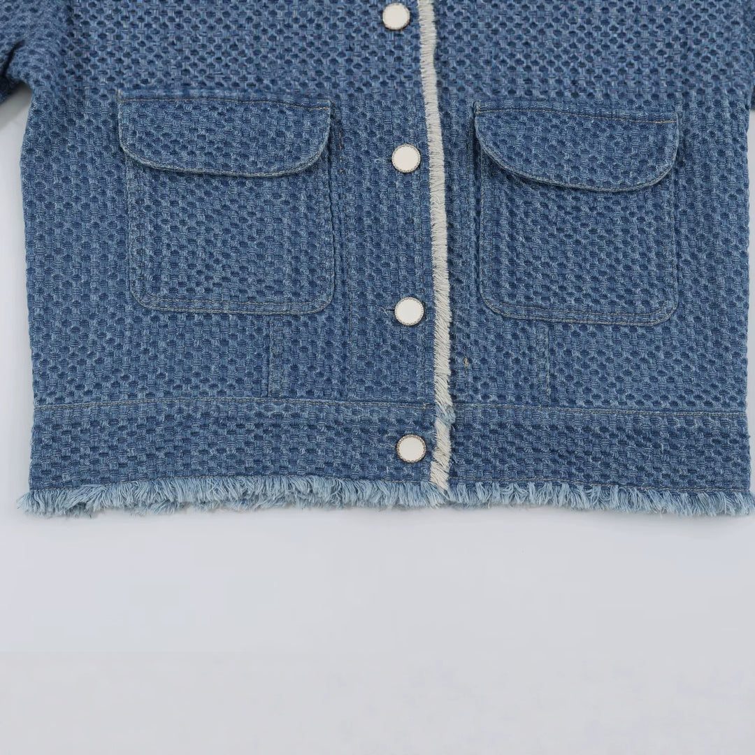 Damen Kurz geschnittene strukturierte Jeansjacke mit Fransenbesatz und Pattentaschen Drune