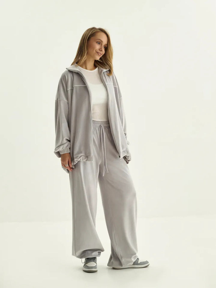 Damen Palazzo-Lounge-Set aus seidig-weichem Nicki mit hoher Kragenblende, Oversize-Passform und elastischer Bundhose Drune