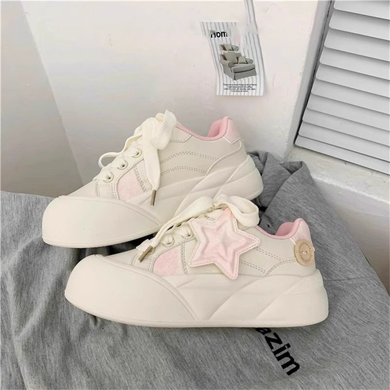 Damen Sneakers mit trendigem Sternen-Applikation und komfortabler Laufsohle Drune