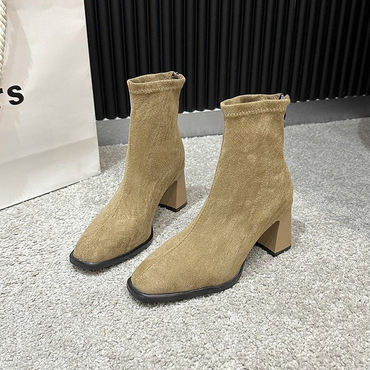 Damen Stiefeletten mit elegantem Blockabsatz und weichem Veloursleder Drune