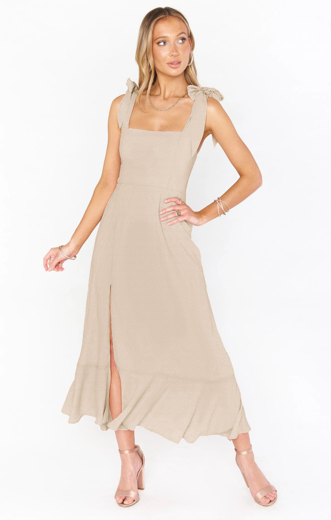 Damen Maxikleid mit elegantem Schnitt und seitlichem Schlitz Drune