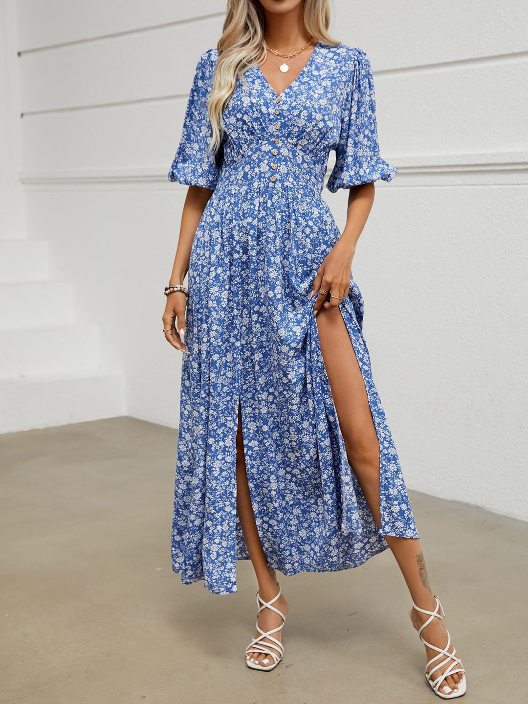 Damen Maxikleid mit floralem Design und knöpfigem Ausschnitt Drune