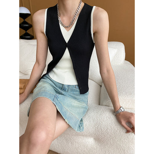 Damen stilvolle Strickweste mit feinen Knopfdetails und figurbetontem Schnitt Drune