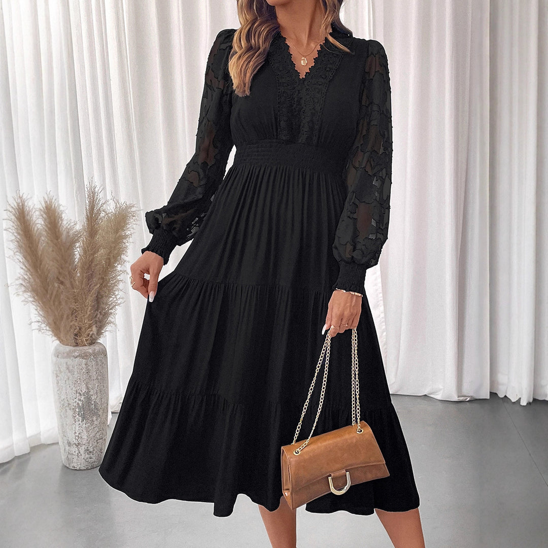 Damen Elegantes Maxikleid mit Spitzendetails Drune
