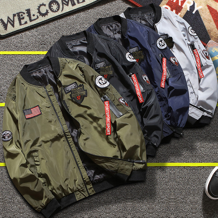 Herren nan stylische Bomberjacke mit Patch-Details und Ärmeltasche Drune
