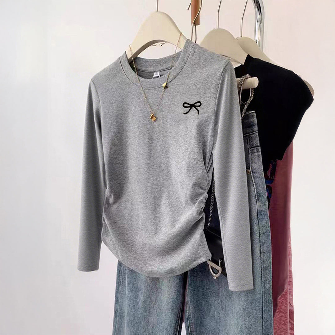 Damen nan gerüschtes Langarmshirt mit dezenter Schleifen-Stickerei und taillierter Drapierung Drune