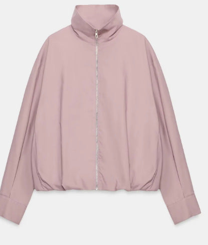 Damen Kurzblouson im Boxy‑Cut mit hohem Stehkragen, verdecktem Reißverschluss und elastischem Saum Drune