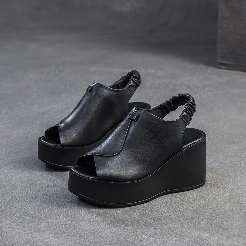 Damen Plateau-Pantoletten aus hochwertigem Leder mit innovativem Riemendesign Drune