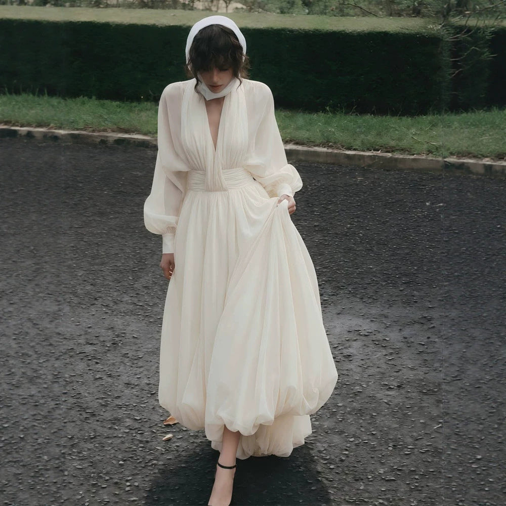 Damen Luftiges Plissiertes Maxikleid mit Ballon‑Saum, V‑Ausschnitt und Schalkragen Drune