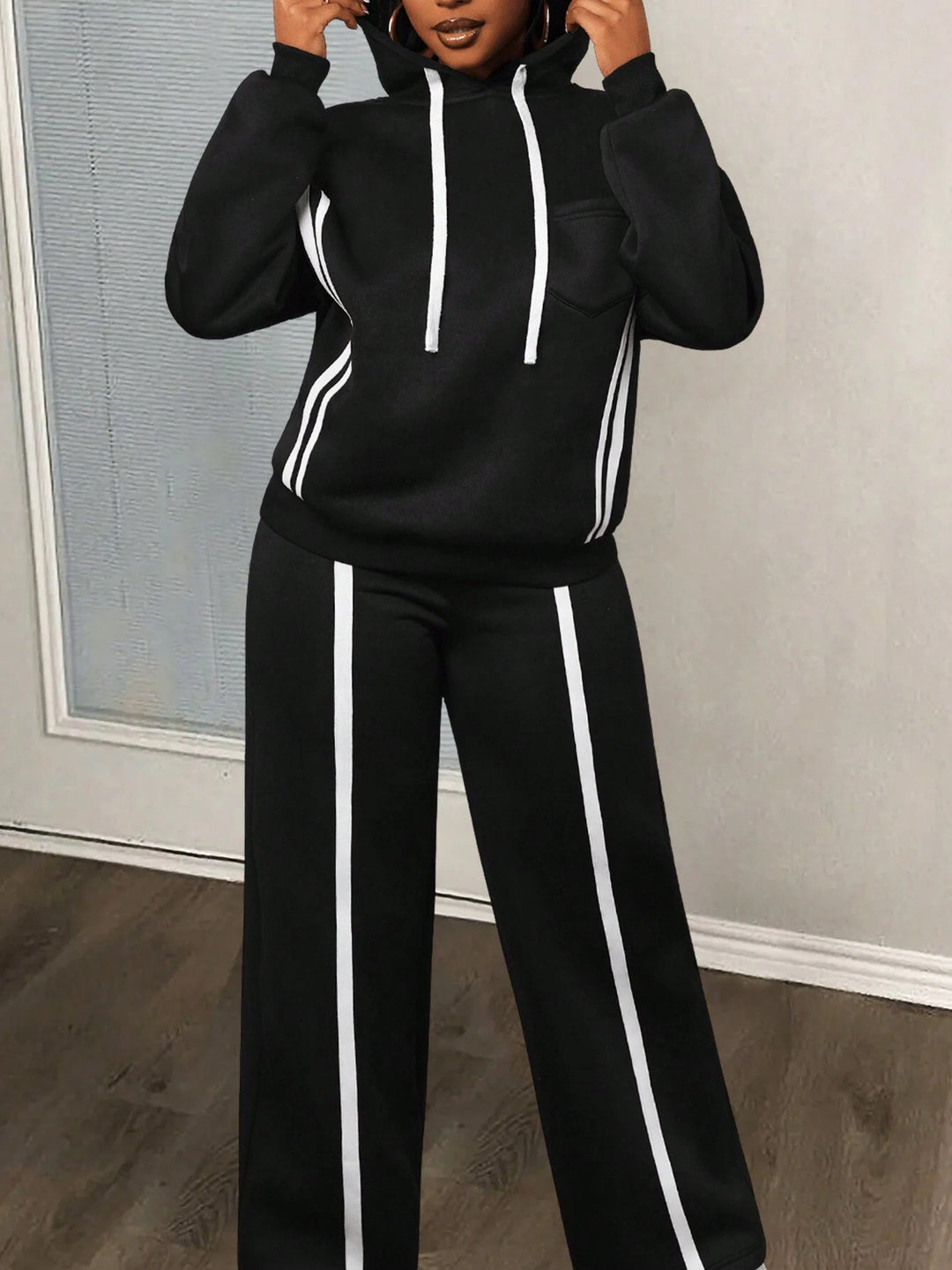 Damen sportliches Hoodie- und weitbein-Set mit eleganten Streifen Drune