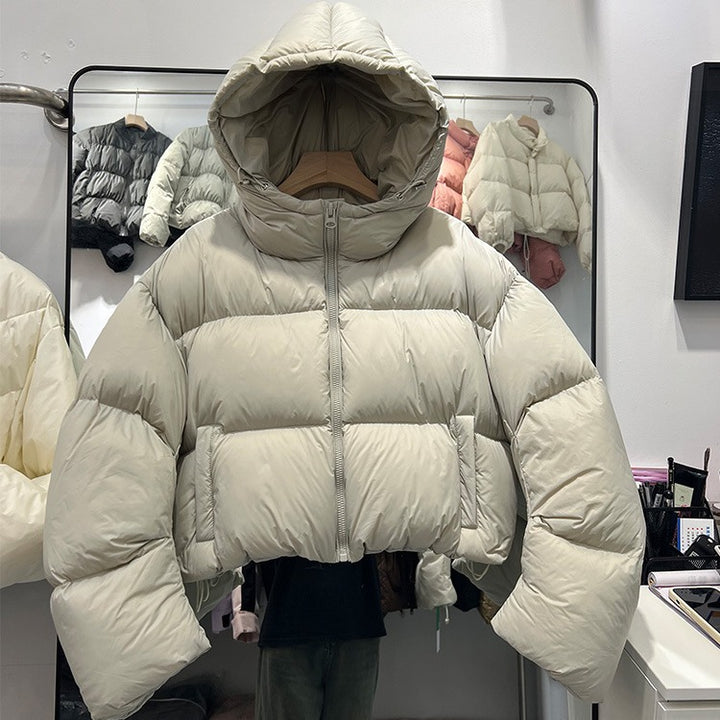 Drune | Modische kurze Damenjacke mit Kapuze und wattierter Baumwollfütterung