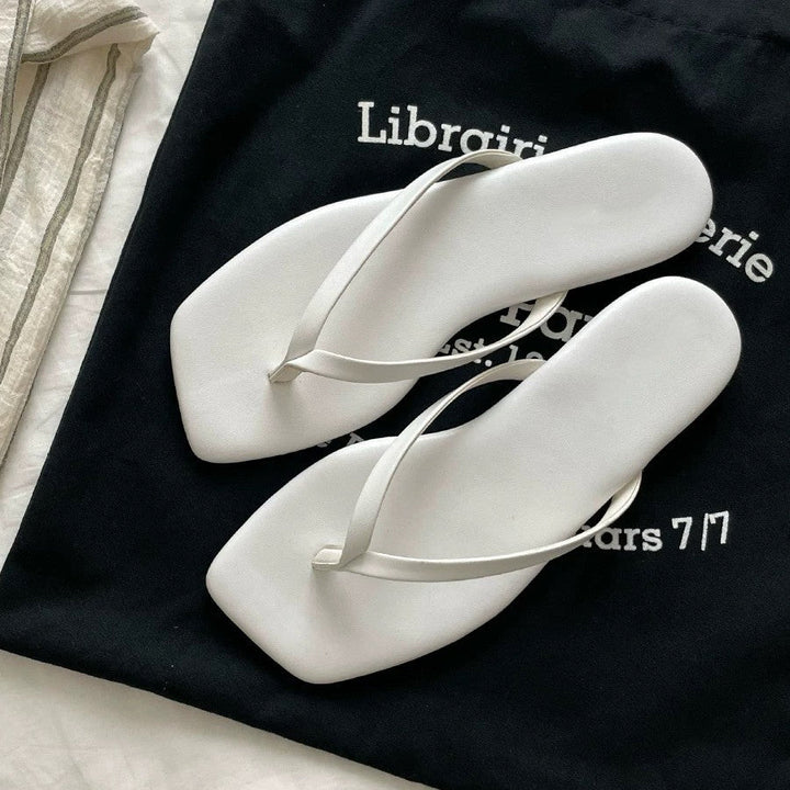 Damen Zehentrenner-Sandalen mit elegantem Riemendesign und ergonomischem Fußbett Drune