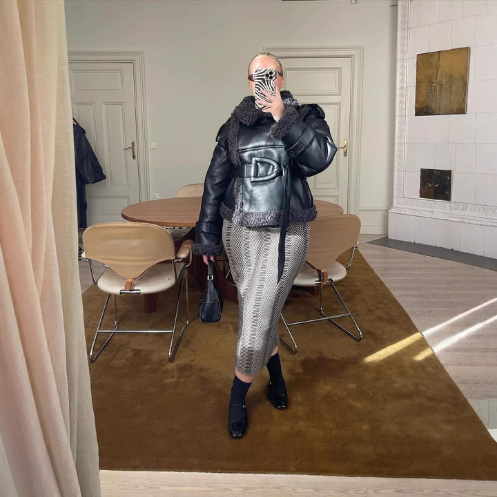 Damen 600+ Kurzjacke im Aviator‑Stil mit Kunstfellfutter und Bindegürtel Drune