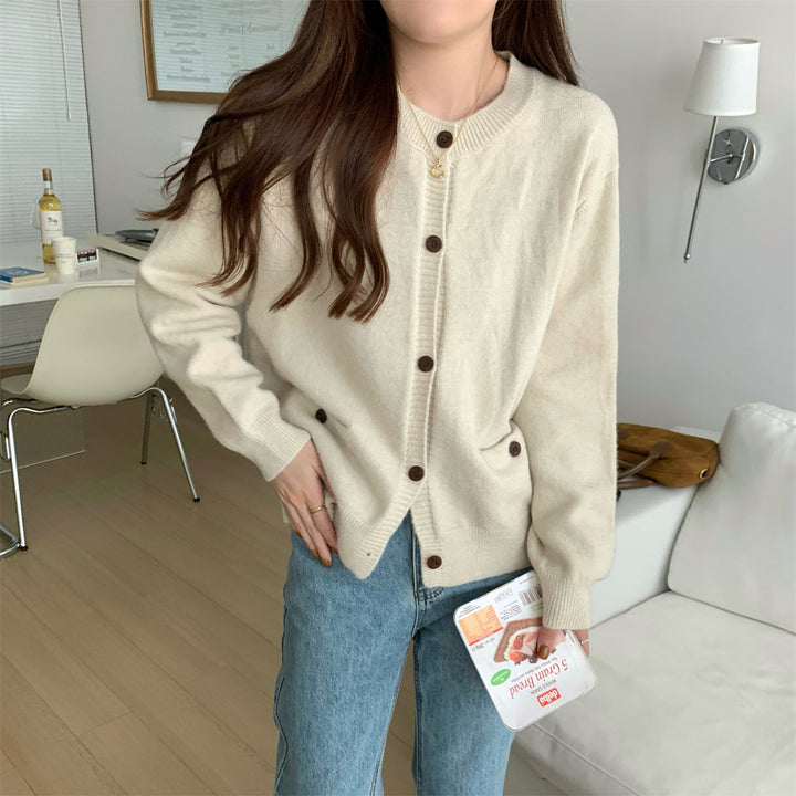 Damen gemütliche Strickjacke mit charakteristischen Knopfdetails Drune