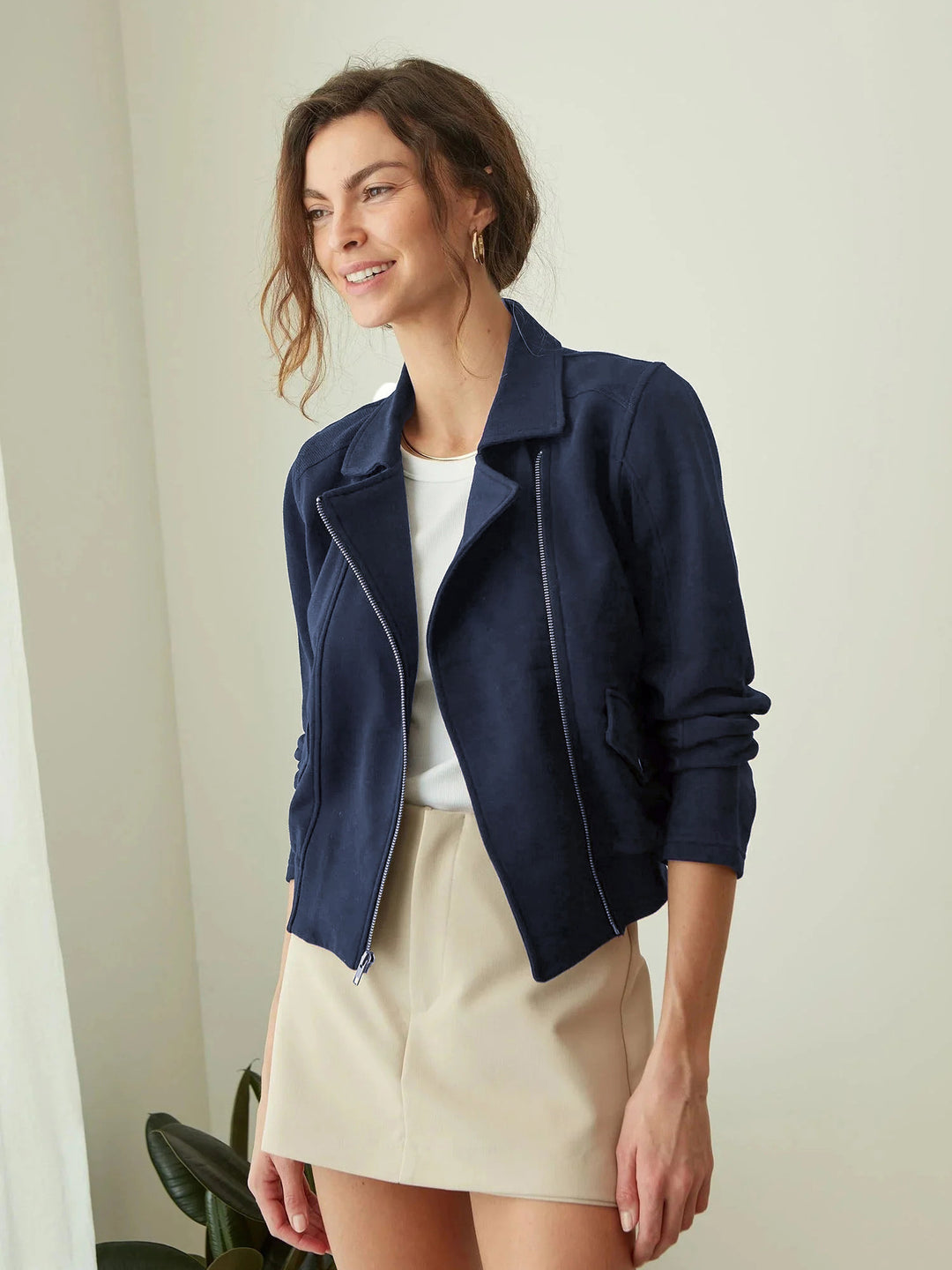 Damen Bikerjacke aus edlem Kunstleder mit modernem Schnitt und feiner Textur Drune
