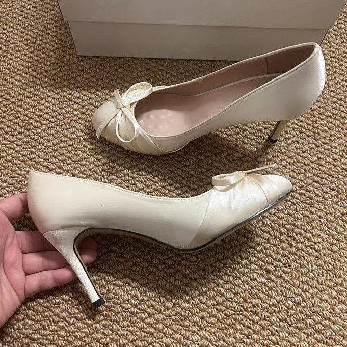 Damen Satin‑Pumps mit Schleifen‑Detail und mittlerem Stiletto‑Absatz Drune