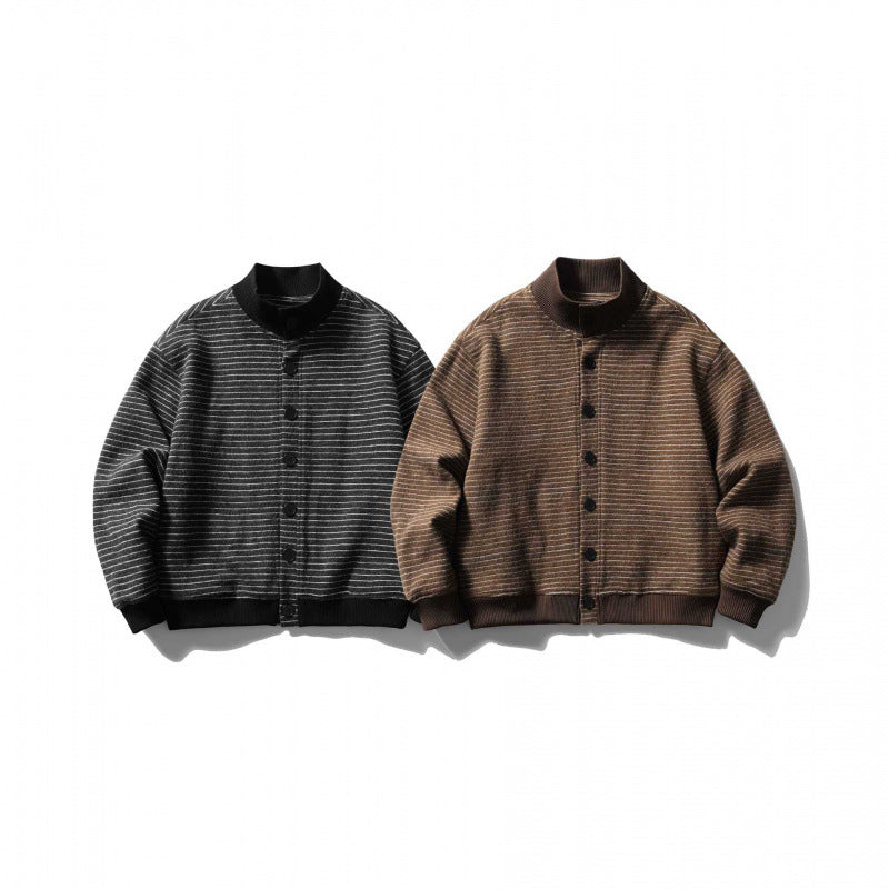 Unisex Kastenförmige Strickjacke im Blousonstil mit Stehkragen und Knopfleiste Drune