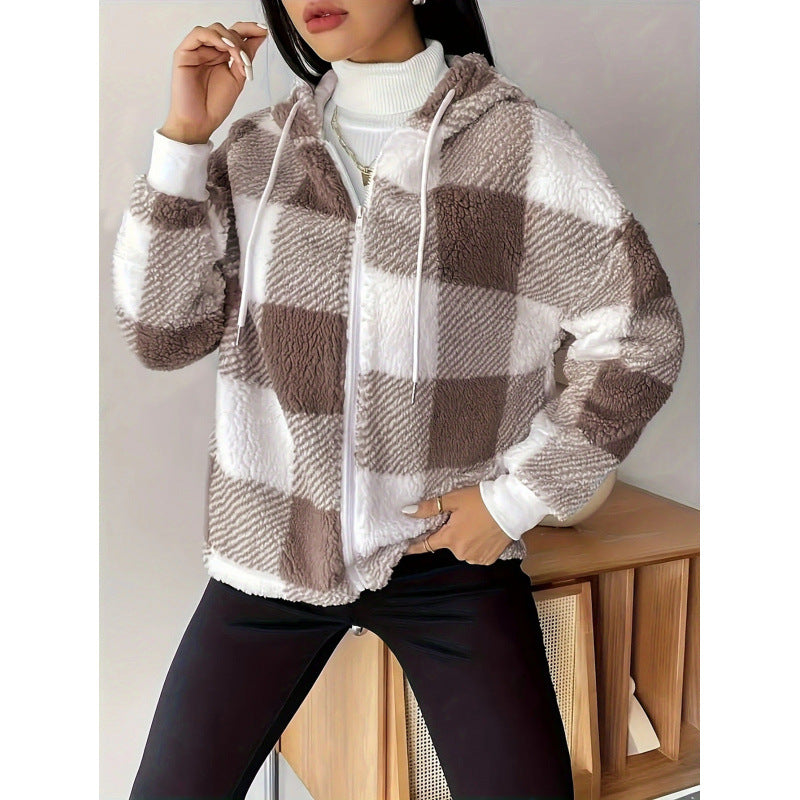 Drune | Cardiganjacke mit Kapuze, Reißverschlusstür, fluffig, Sherpa, entspannter Schnitt, kariertes Muster