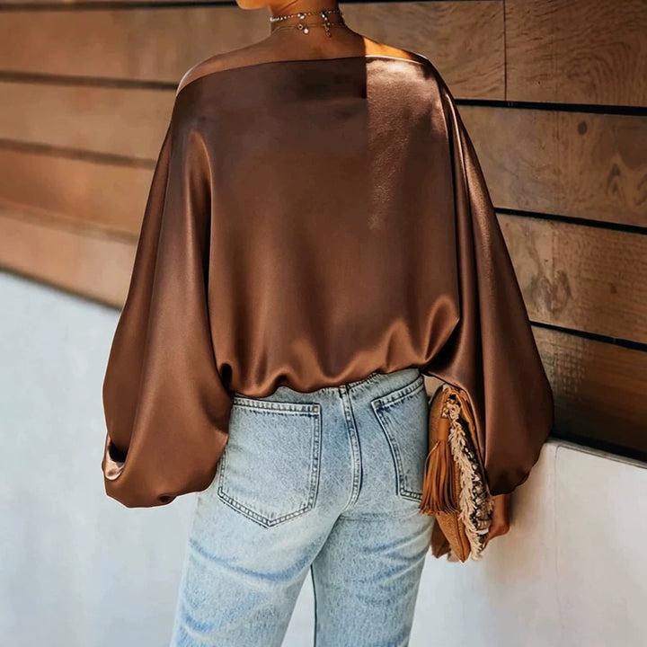 Damen Satinbluse mit asymmetrischem Carmen-Ausschnitt und weiten Fledermausärmeln Drune