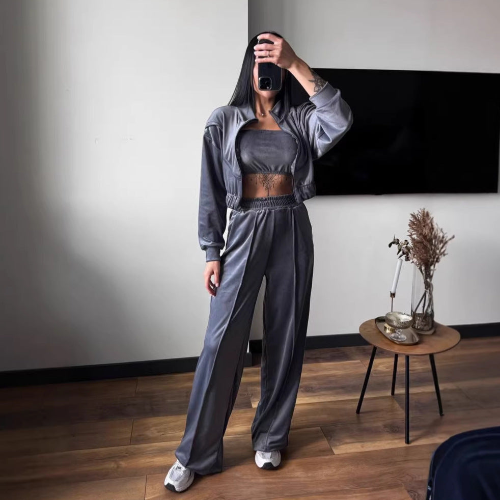 Damen Loungewear-Set aus luxuriösem Velours mit cropped Jacke und weiter Hose Drune