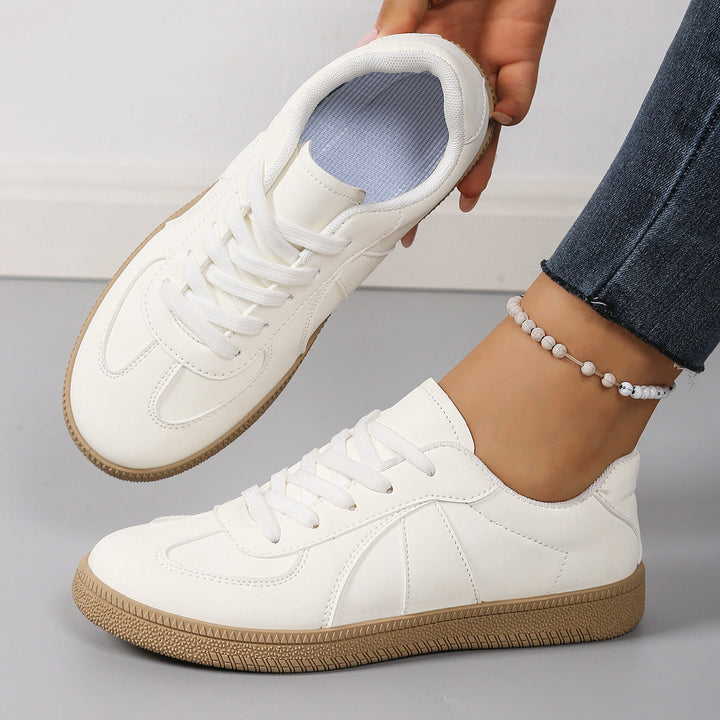 Damen Sneaker mit sportlichem Design und strapazierfähiger Gummisohle Drune